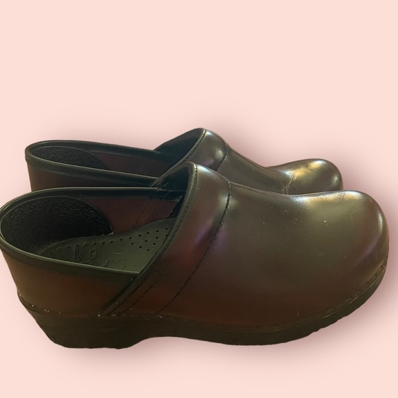 Dansko Professional Leather Maroon Burgundy Slip On Clogs 6​ - Picture 2 of 8